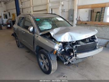  Salvage Jeep Compass