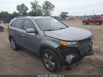  Salvage Kia Sorento