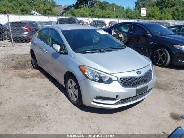  Salvage Kia Forte