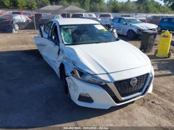  Salvage Nissan Altima