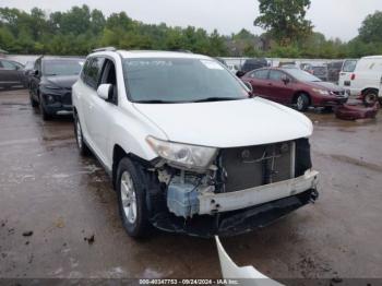  Salvage Toyota Highlander