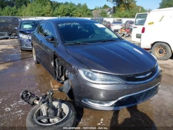  Salvage Chrysler 200