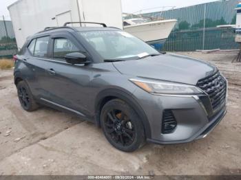  Salvage Nissan Kicks