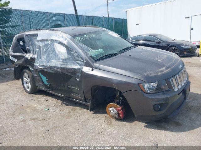  Salvage Jeep Compass