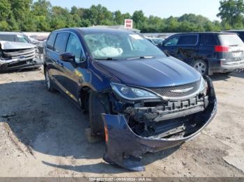  Salvage Chrysler Pacifica