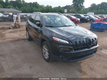  Salvage Jeep Cherokee