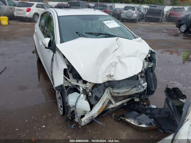  Salvage Toyota Prius c