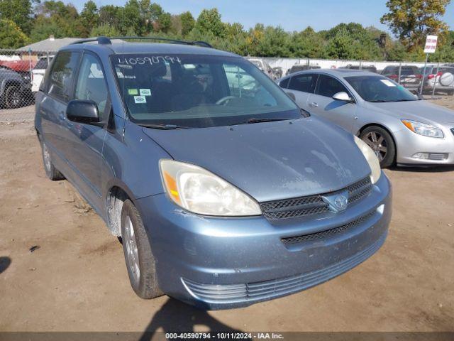  Salvage Toyota Sienna