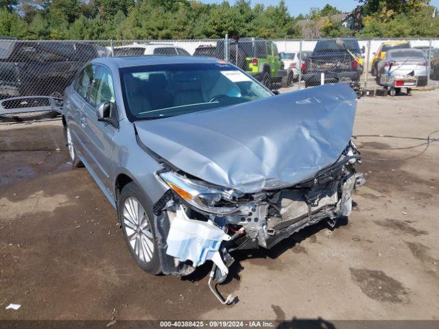  Salvage Toyota Avalon Hybrid