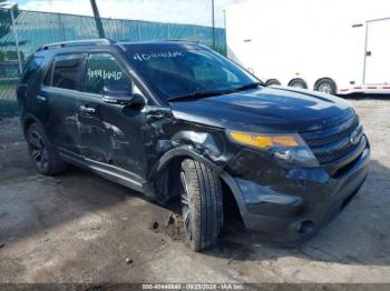  Salvage Ford Explorer