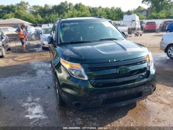  Salvage Ford Explorer