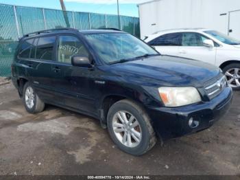  Salvage Toyota Highlander