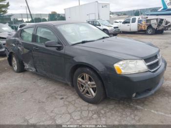  Salvage Dodge Avenger