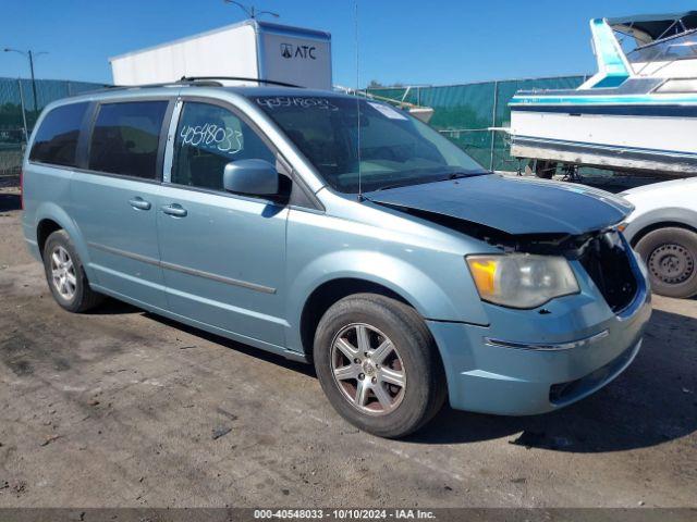  Salvage Chrysler Town & Country