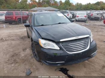  Salvage Chrysler 200