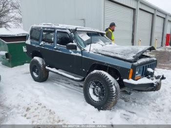  Salvage Jeep Cherokee