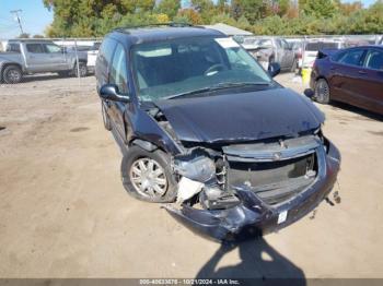  Salvage Chrysler Town & Country