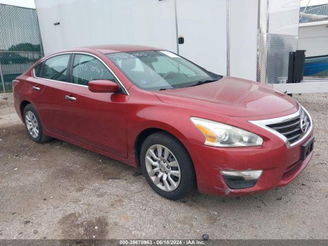  Salvage Nissan Altima