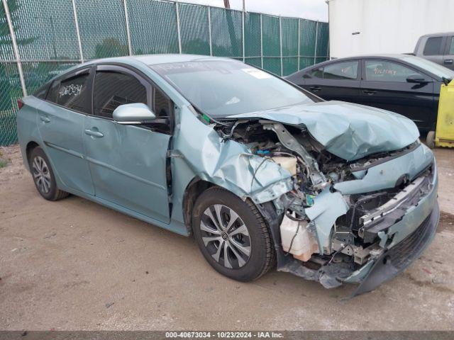  Salvage Toyota Prius