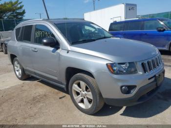  Salvage Jeep Compass