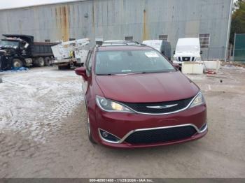  Salvage Chrysler Pacifica