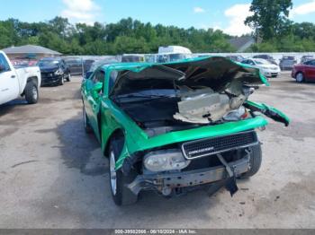  Salvage Dodge Challenger