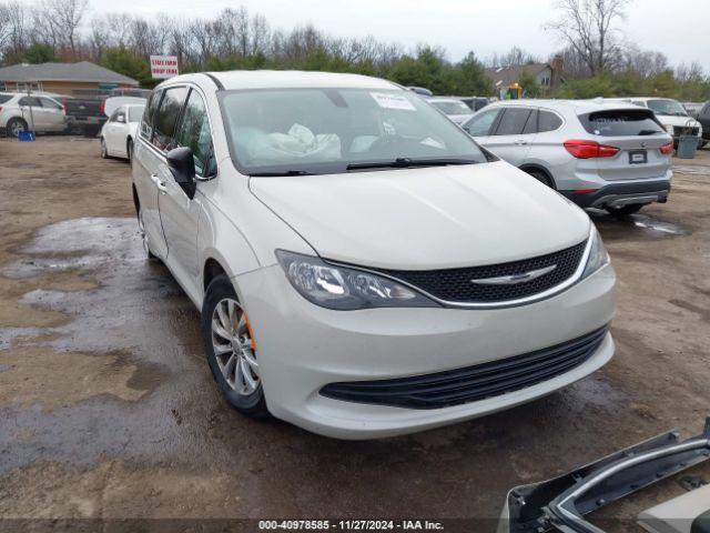  Salvage Chrysler Pacifica