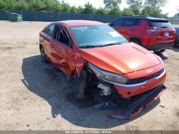  Salvage Kia Forte