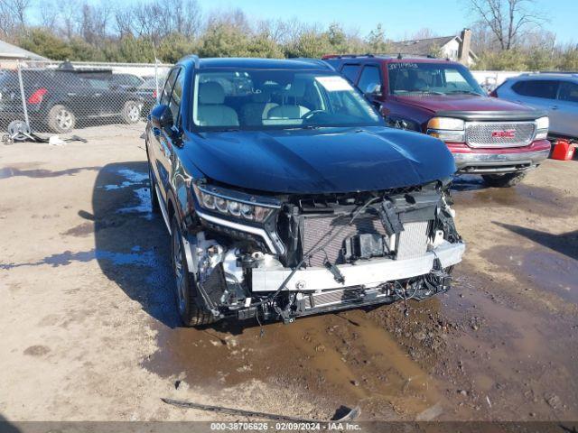  Salvage Kia Sorento