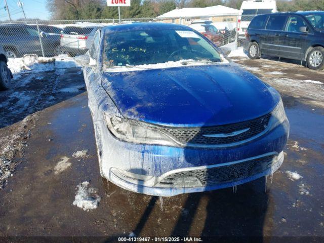  Salvage Chrysler 200