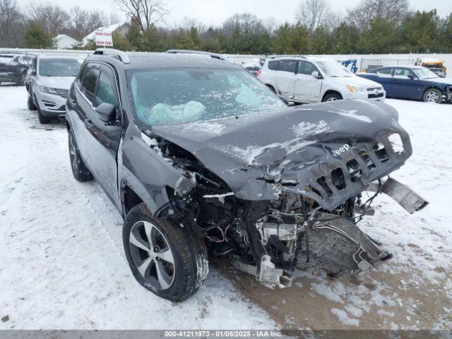  Salvage Jeep Cherokee