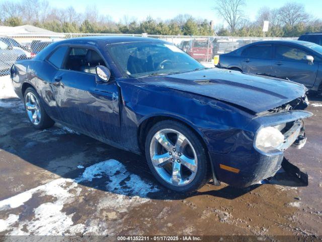  Salvage Dodge Challenger