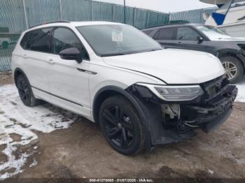  Salvage Volkswagen Tiguan