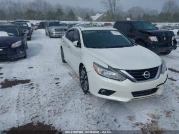  Salvage Nissan Altima