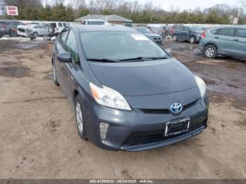  Salvage Toyota Prius