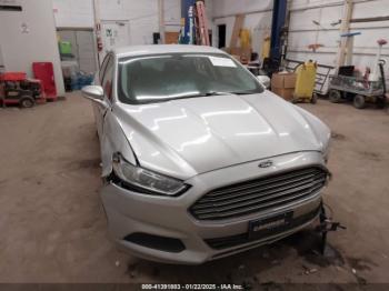  Salvage Ford Fusion