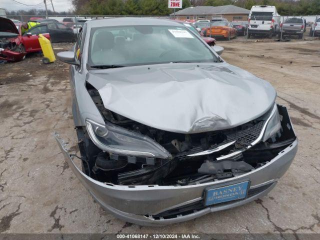  Salvage Chrysler 200