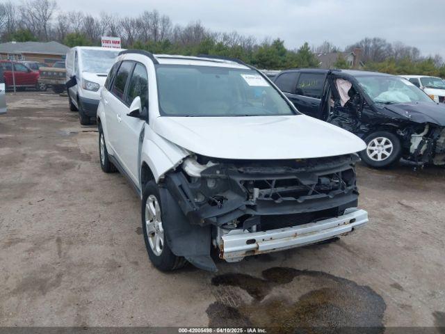  Salvage Suzuki XL7