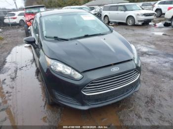  Salvage Ford Fiesta