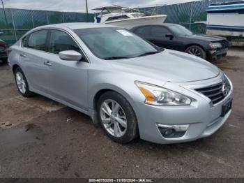  Salvage Nissan Altima