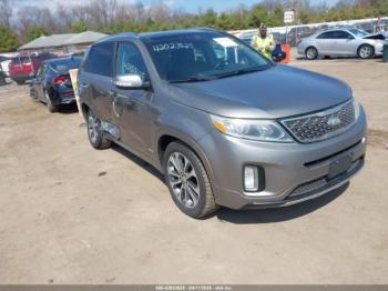  Salvage Kia Sorento