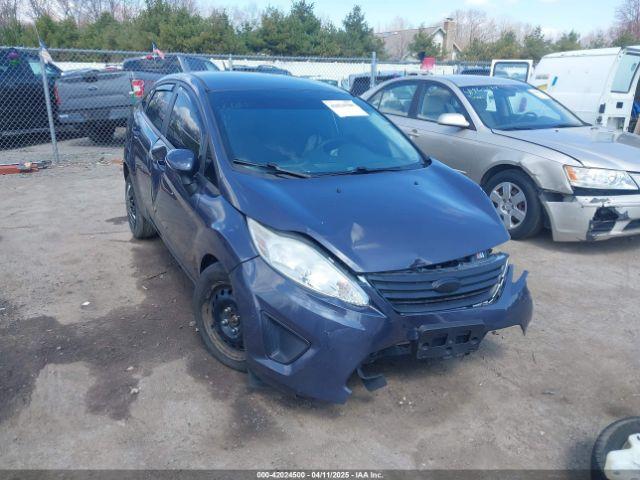  Salvage Ford Fiesta