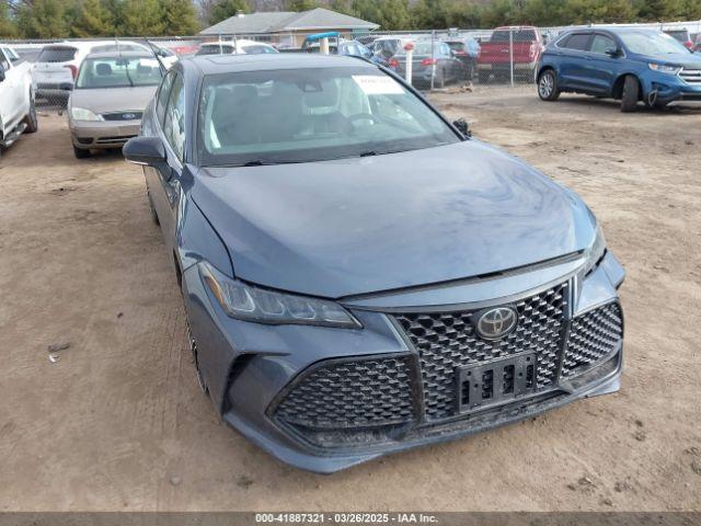  Salvage Toyota Avalon