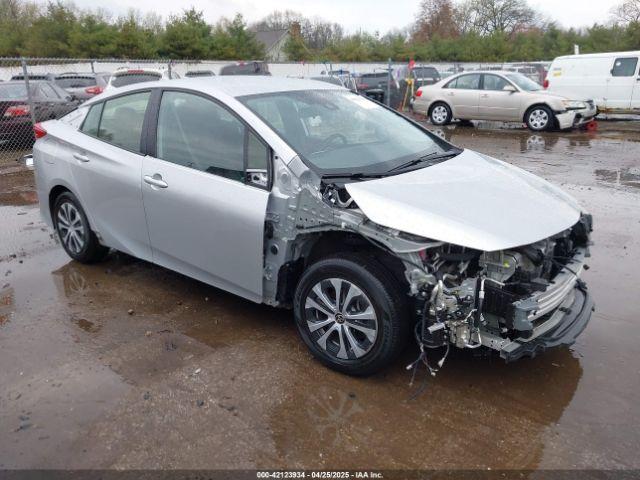  Salvage Toyota Prius Prime