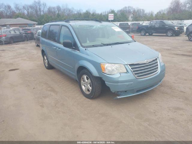  Salvage Chrysler Town & Country