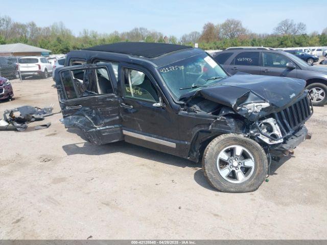  Salvage Jeep Liberty