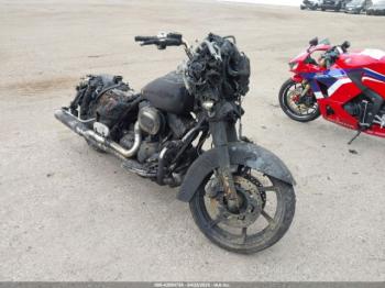  Salvage Harley-Davidson Flhxse