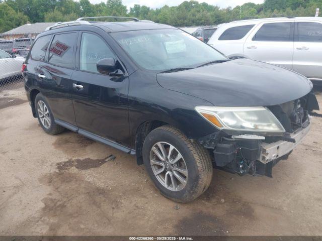  Salvage Nissan Pathfinder