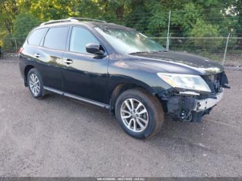  Salvage Nissan Pathfinder