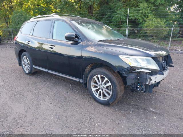  Salvage Nissan Pathfinder